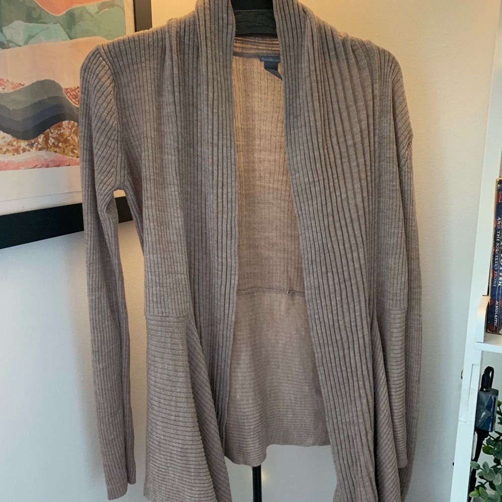 Cardigan - Picture 2 of 2